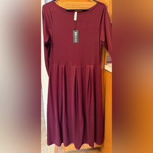 24 Seven Elegant Burgundy Long Sleeve Dress with pockets!